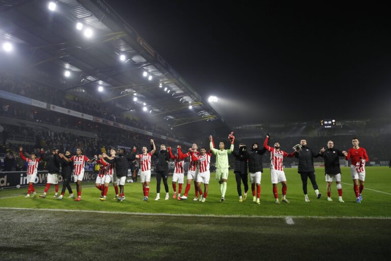 PSV Eindhoven host Shakhtar Donetsk in Champions League