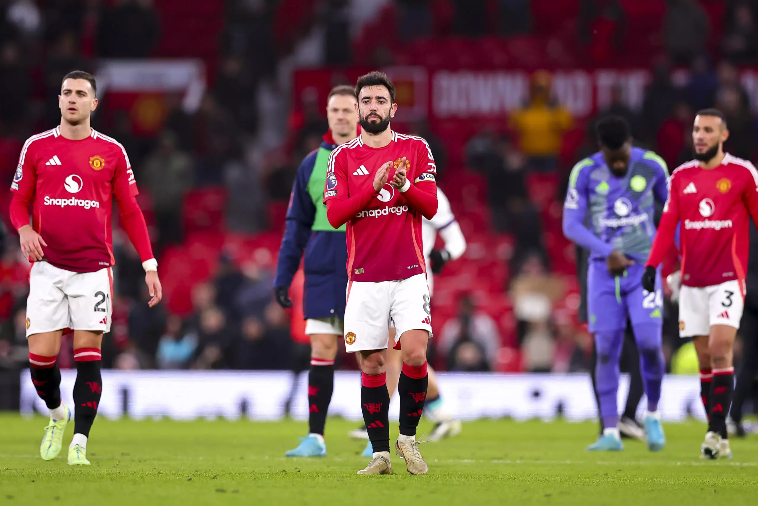 Manchester United Defeat Highlights One Glaring Weak Spot