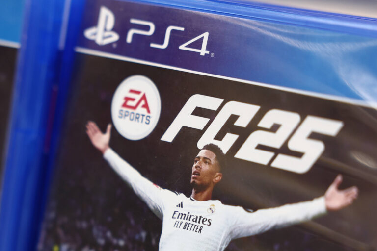 FC25 for PS4 and XBox is selling well this holiday season