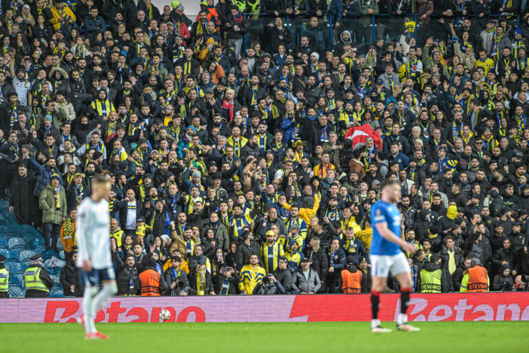 Stadium experience at the Glasgow Rangers vs Fenerbahce game