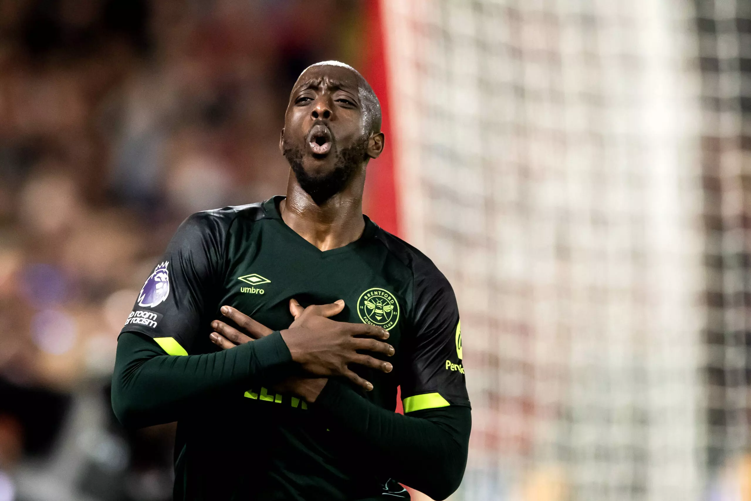 Fantasy Football Matchweek 35: Buy, Sell, Injury Report