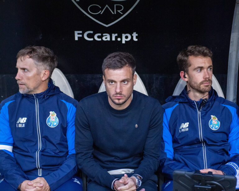 MARTIN ANSELMI head coach of FC Porto seen during the Liga Portugal Betclic 2024 25 match between FC Porto and Boavista FC