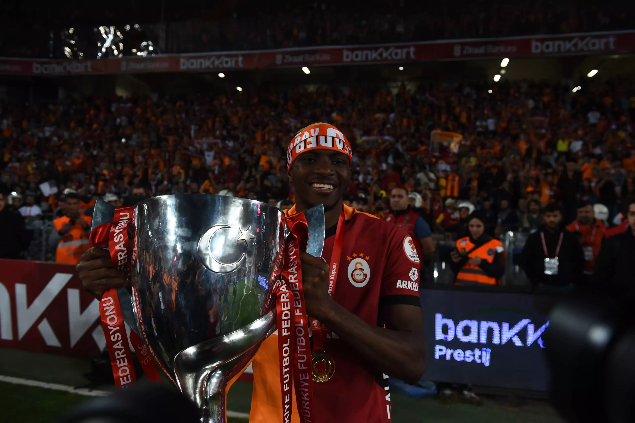 Chelsea’s 9 Crisis: Can Victor Osimhen Solve the Striker Drought?