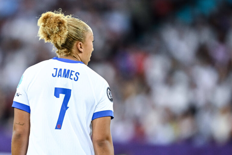 Lauren James (England) Looks on during the UEFA Women's EURO 2025 Group D match between France and England