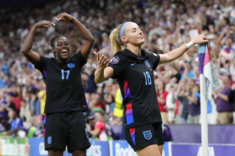 Michelle Agyemang & Chloe Kelly, England women