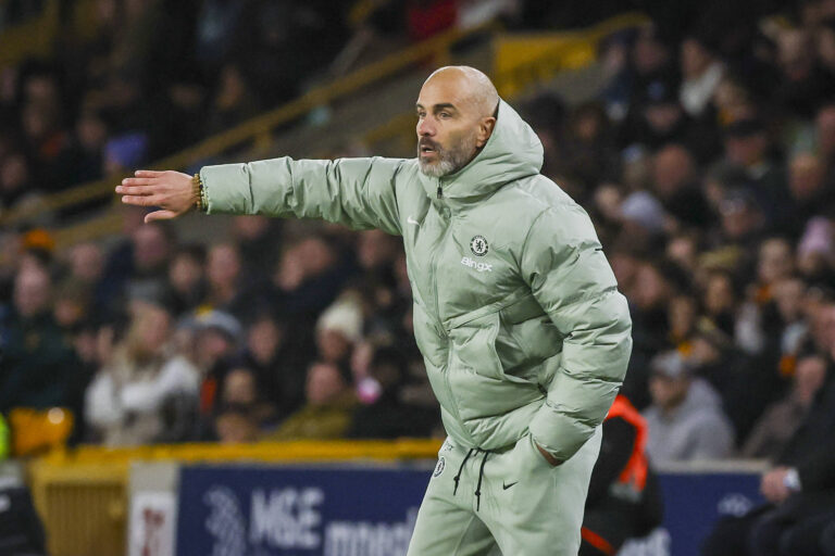 How Teams Use a Back Five Against Chelsea to Expose Tactical Vulnerabilities