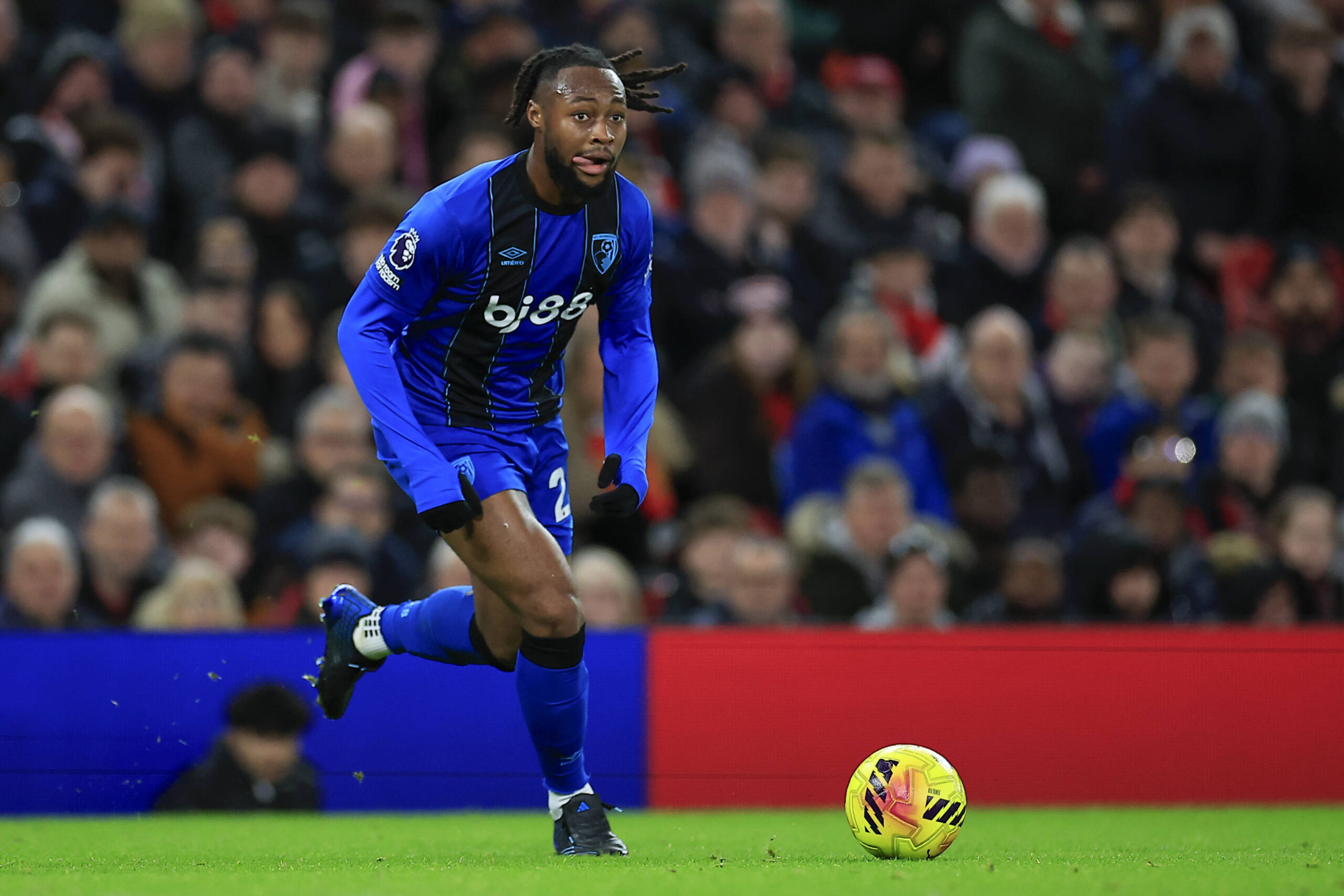 Fantasy Football Matchweek 17: Buy, Sell, Injury Report