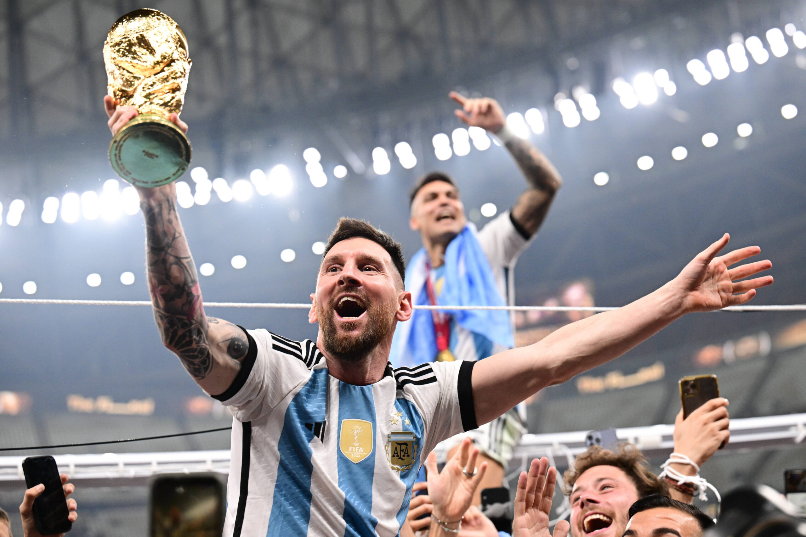 2026 world cup lionel messi holds trophy