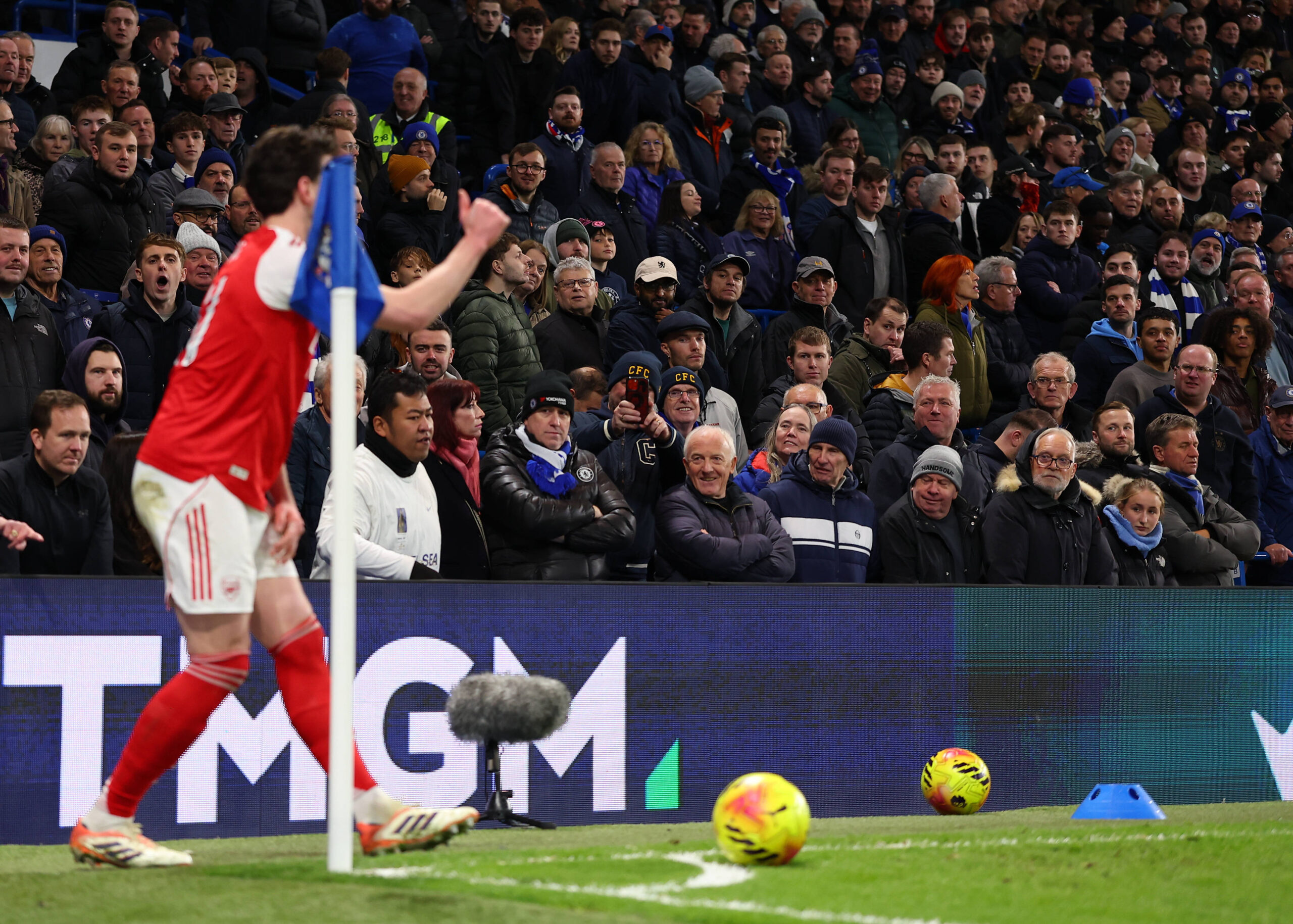 Modern Football Toxicity: How Extreme Passion Breeds a New Era of Toxic Fandom