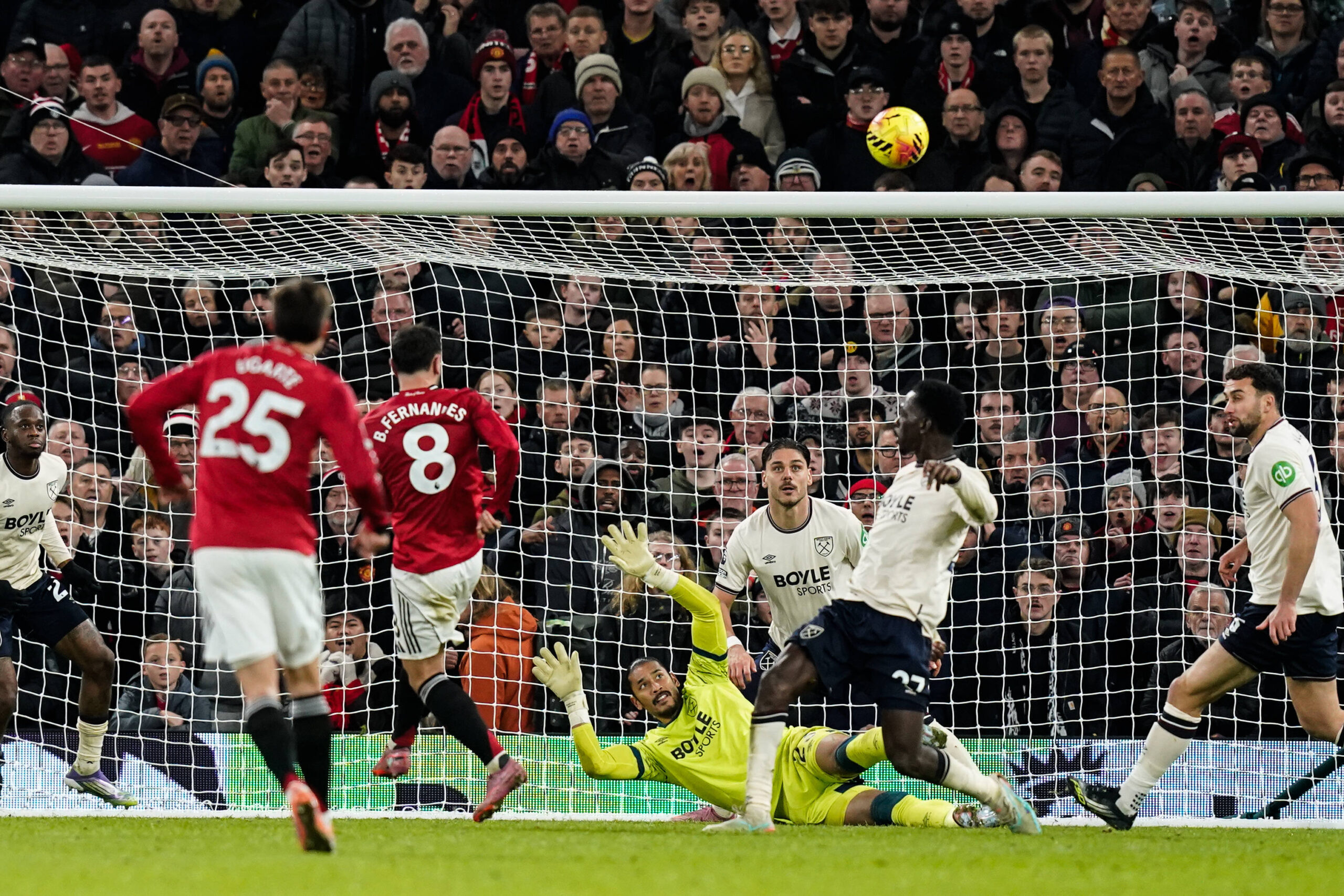 West Ham United vs Manchester United: Three Key Factors To Consider, Predicted Lineups and Team News