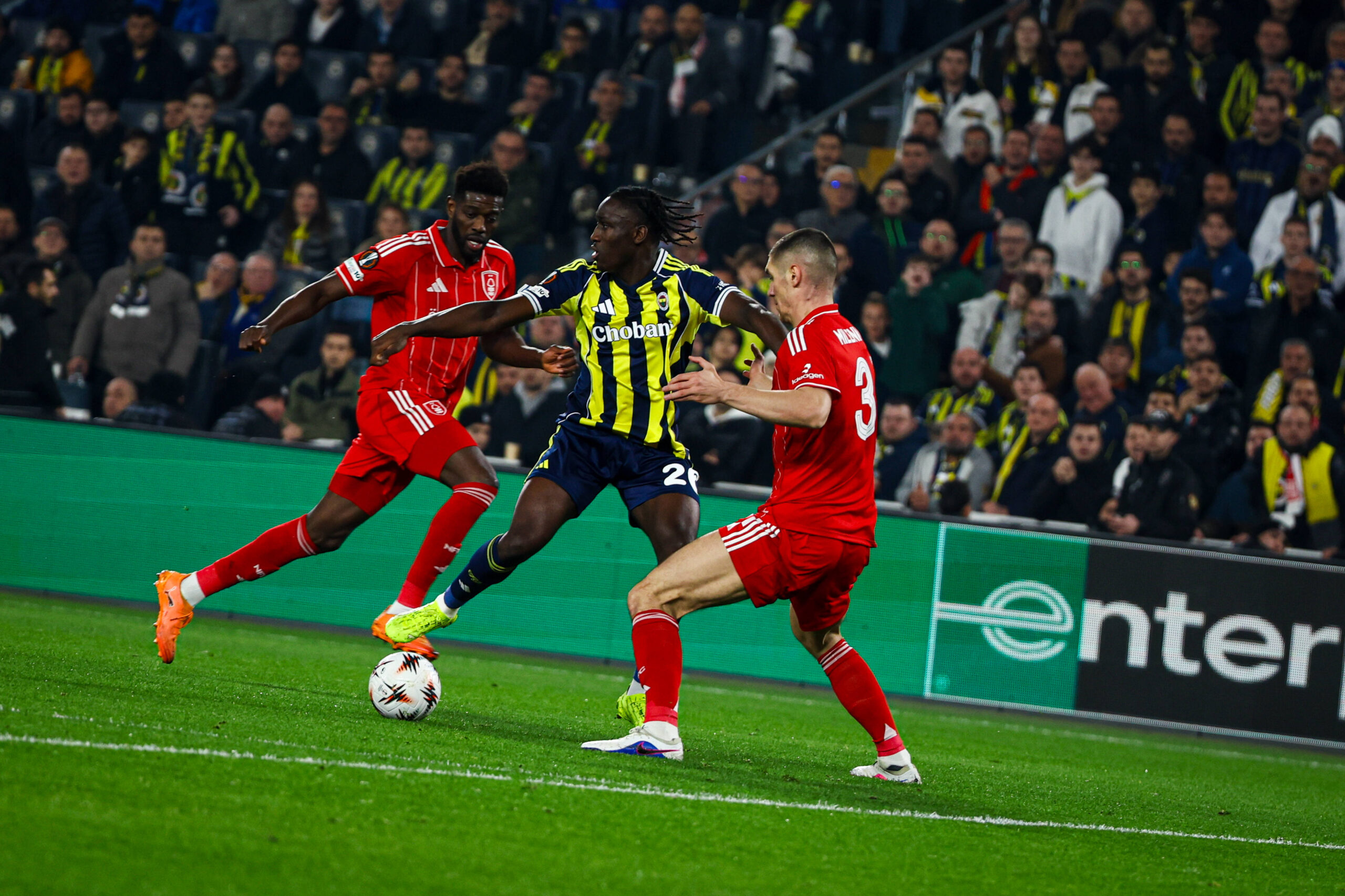 Nottingham Forest vs Fenerbahce: Tricky Trees A Positive Home Result Away From The UEFA Europa League Round Of 16