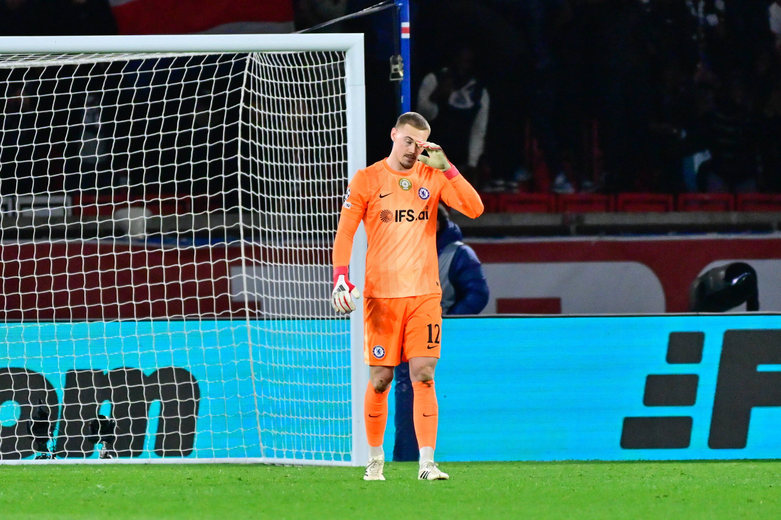 Filip Jorgensen's Mistake: Is Rosenior’s Build-Up Philosophy Putting Too Much Pressure On His Goalkeepers?